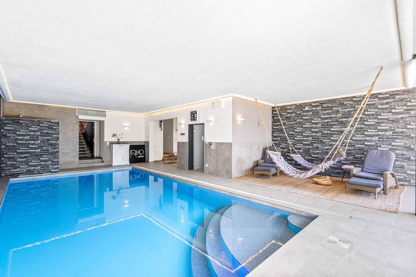 Ganze Ferienwohnung, Soho Mountain Chalet | Pool & Sauna - 01 Studio in Reit im Winkl, Bayerische Alpen