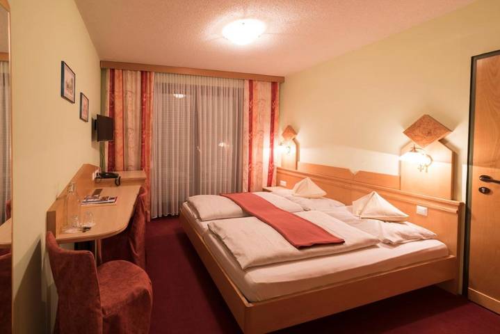 Hôtel pour 2 personnes, avec vue ainsi que sauna et jardin, animaux acceptés dans Bad Bleiberg - 4