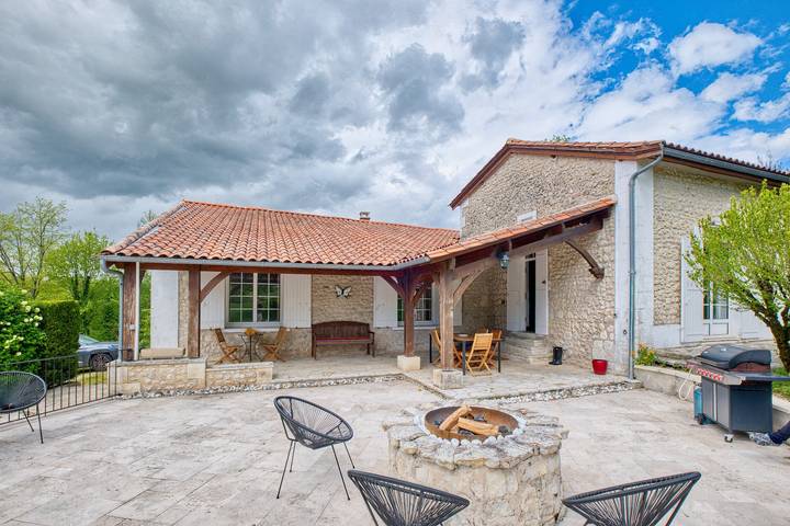 Maison de vacances pour 6 personnes, avec Jacuzzi et Jardin en Dordogne - 2