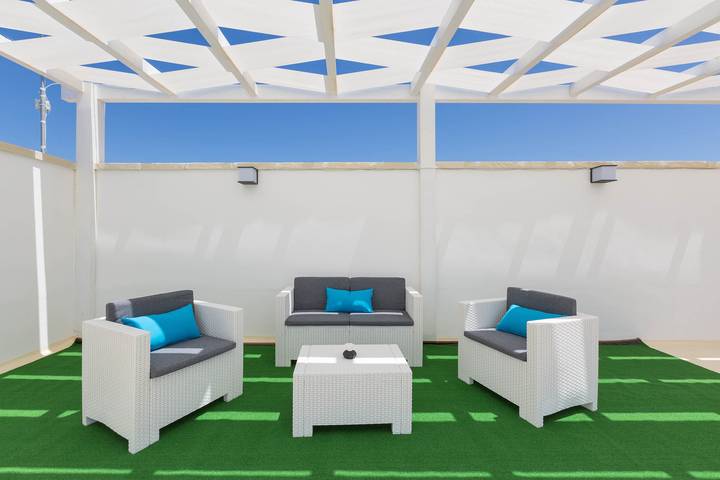 Location de vacances pour 8 personnes, avec terrasse à Porto Cesareo - 2