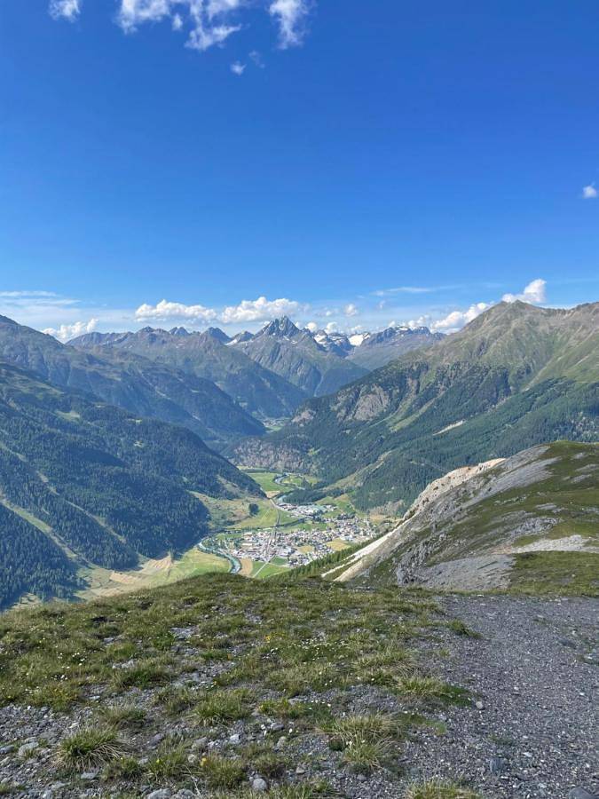 Gîte pour 2 personnes, avec terrasse à Zernez - 2