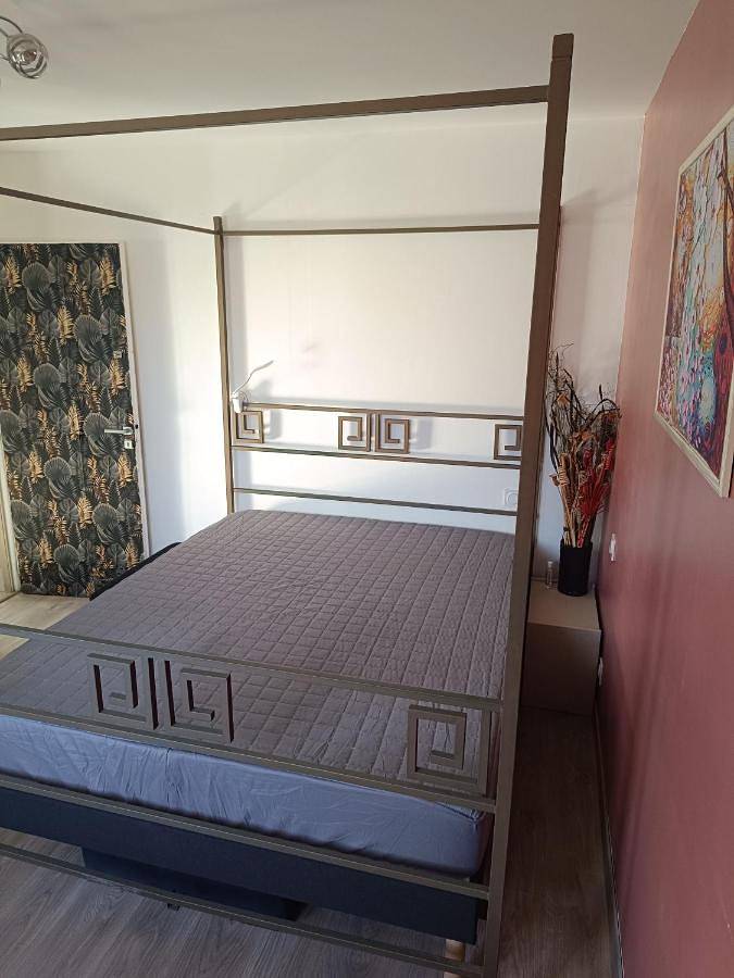 Gîte pour 2 personnes, avec bassin pour enfant et vue ainsi que jardin et piscine à Ustaritz - 3