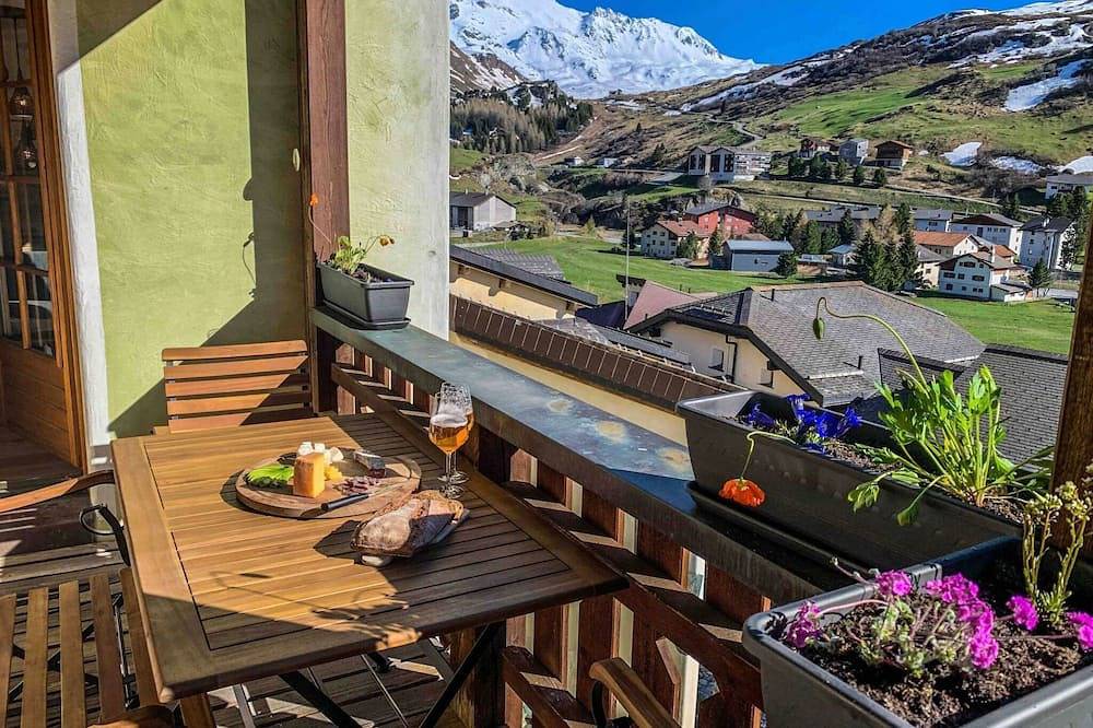 Ganze Wohnung, Mit Blick in die Berge in Bivio (Graubünden), Surses
