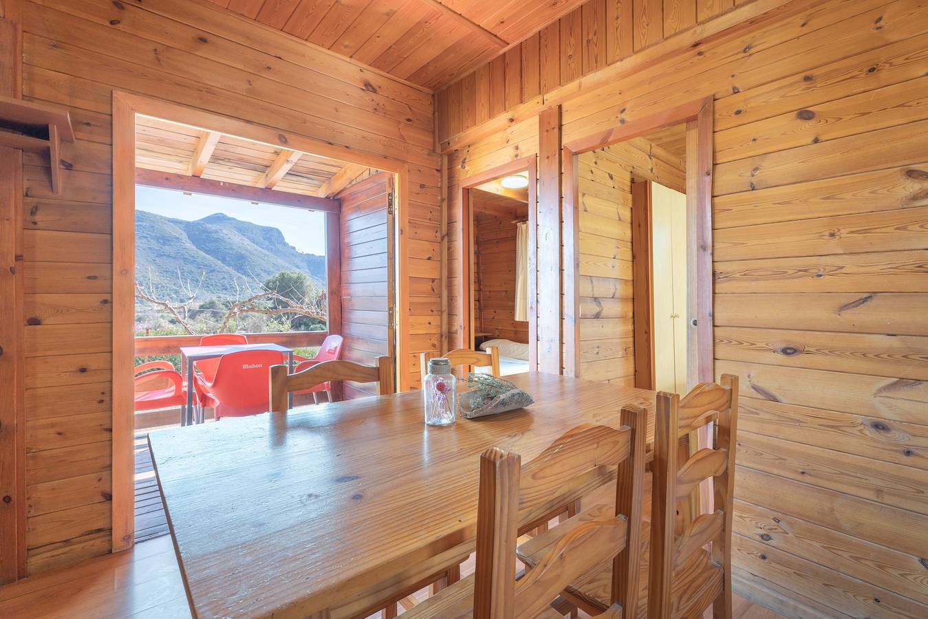 Holiday Home 'Cabaña Madera A' with Mountain View, Wi-Fi and Air Conditioning in Barx, Costa de Valencia