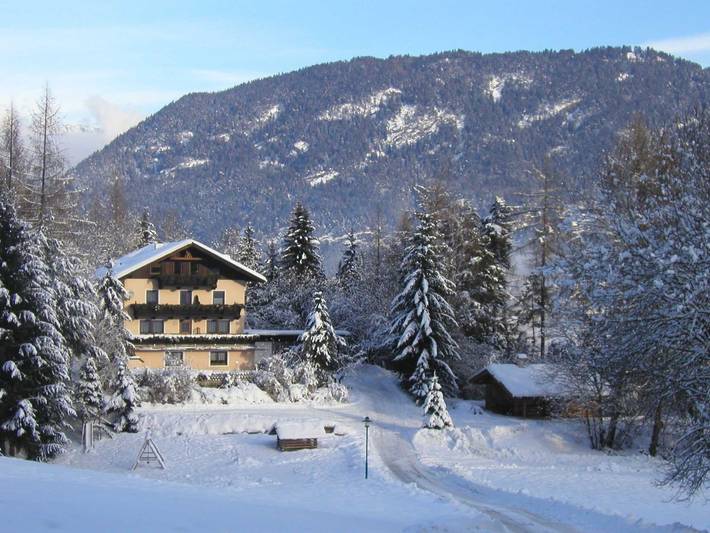 Ferienwohnung für 4 Personen, mit Terrasse und Garten sowie Ausblick in Sautens