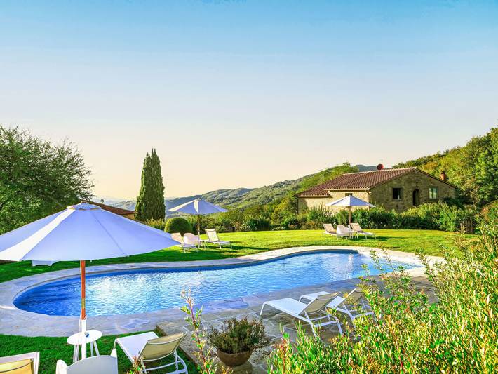 Appartamento per 12 persone, con panorama e giardino a Londa