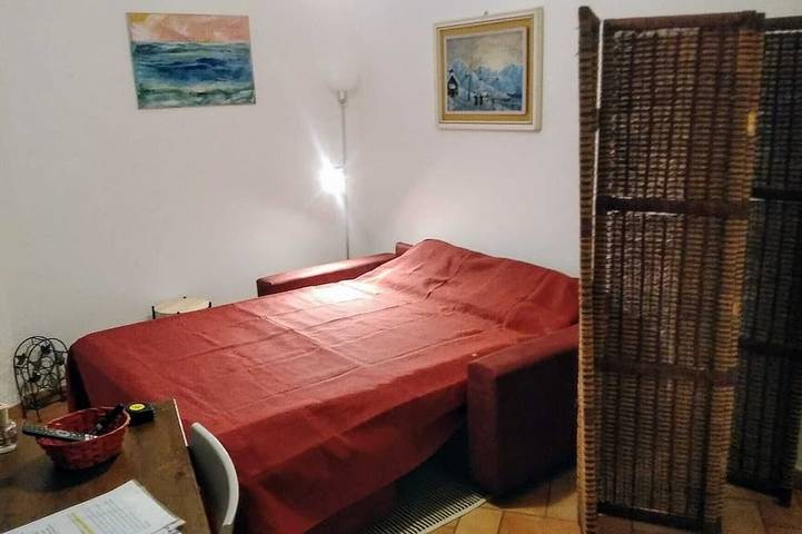 Entire apartment, Angela's House on the Ancient Walls of Todi for 2/4 people in Todi, Perugia Province