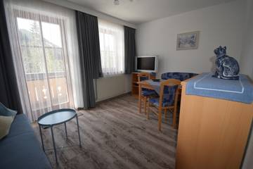 Vakantiewoning voor 4 Personen in Lechtal Alps, Bichlbach, Afbeelding 1