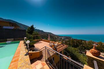 Holiday Apartment for 3 People in Cefalù (Municipality), Palermo Province, Photo 2