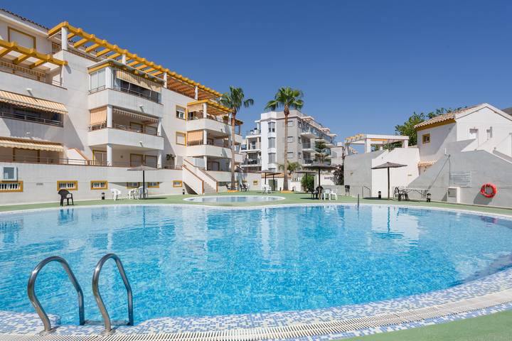Vakantiehuis voor 7 personen, met tuin en kinderzwembad, met huisdier in Oliva