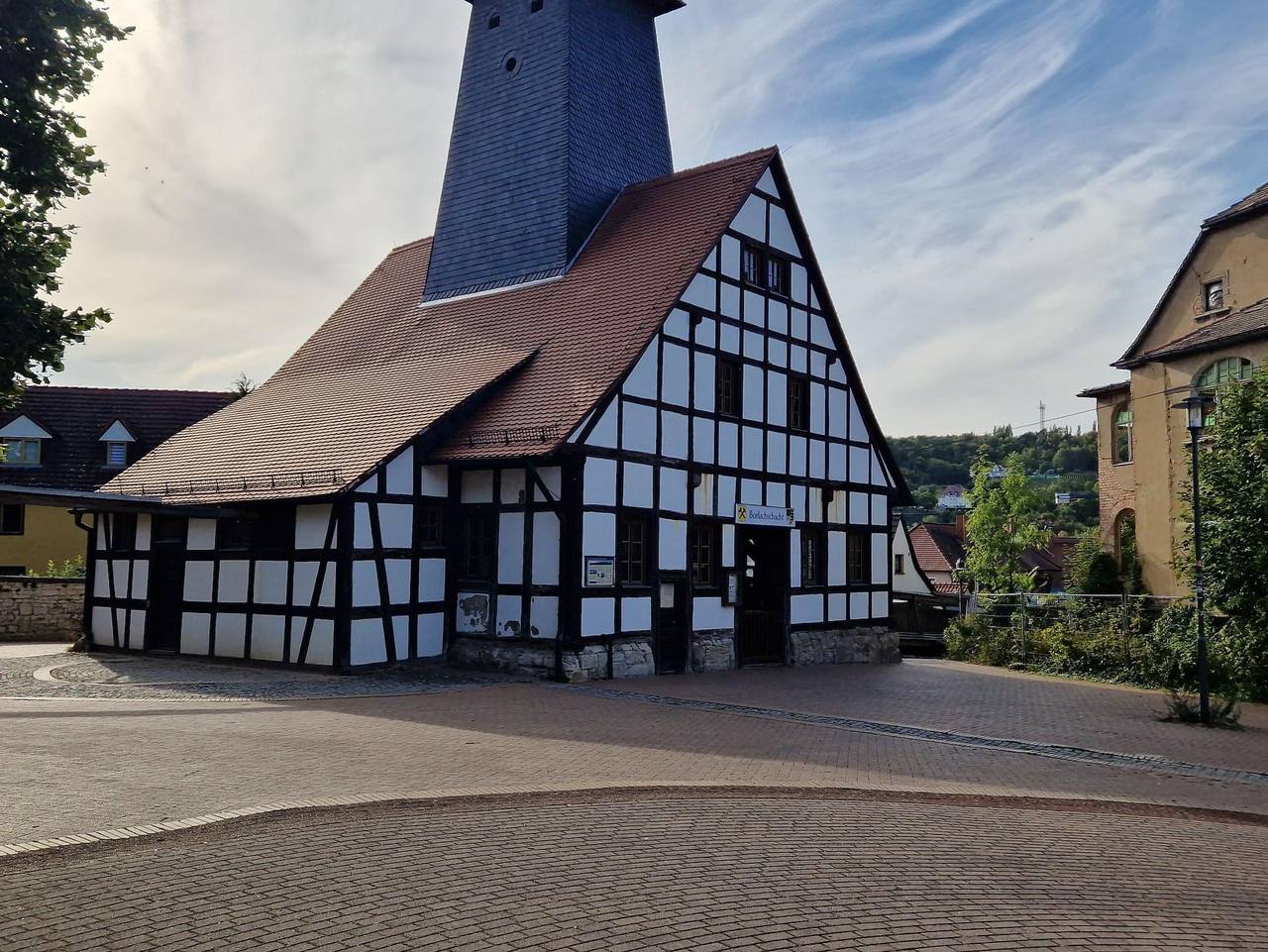 Ganze Ferienwohnung, Ferienwohnung "Kleine Auszeit" - Fewo mit Balkon in ruhiger Lage in Naumburg, Saale-Unstrut