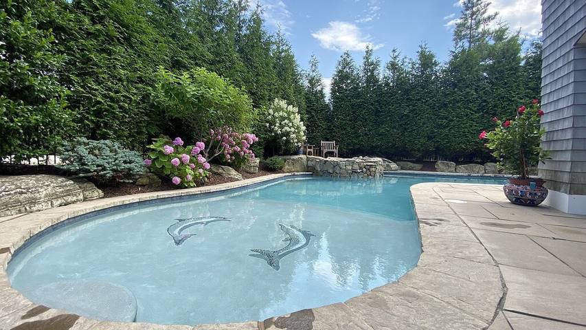 Vacation house for 16 people, with yard and hot tub in Long Beach Island