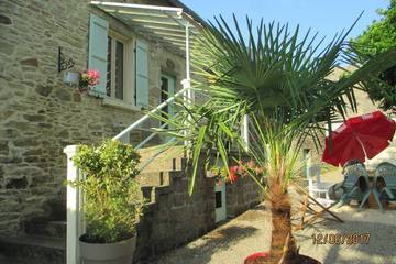 Gîte pour 4 personnes, avec jacuzzi et jardin en Corrèze