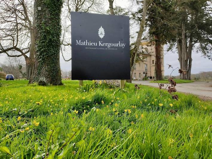 Hôtel pour 2 personnes, avec vue et jardin à Pléhédel - 3