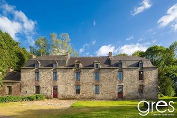 Château pour 6 personnes, avec jacuzzi et jardin dans le Morbihan