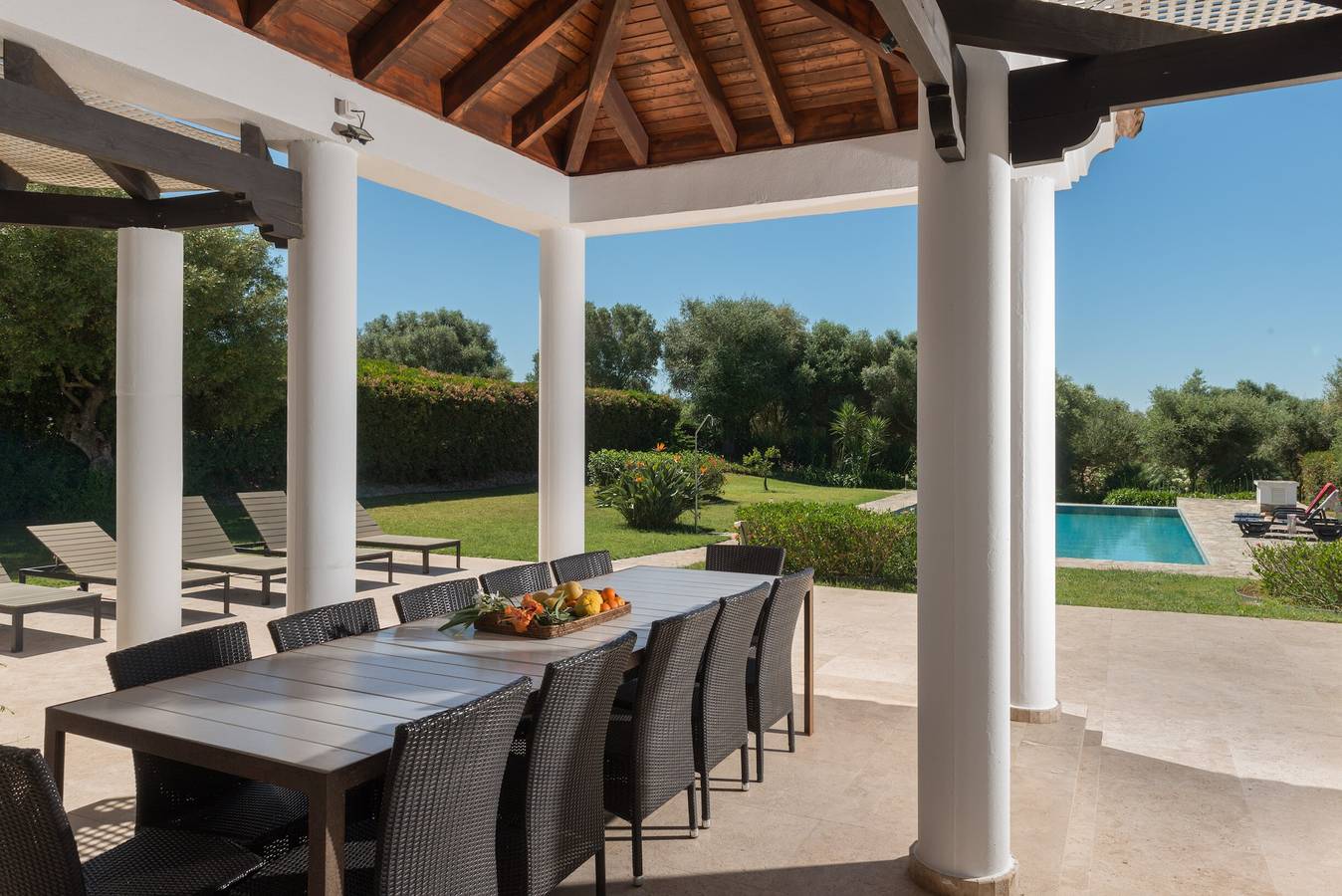 Villa Lila avec piscine privée, jardin et Wi-Fi in Benalup-Casas Viejas, Costa de la Luz