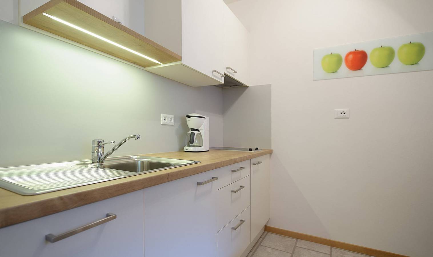 Ganze Wohnung, Rasnerhof - Ferienwohnung Tschigat mit Bergblick, Balkon und Wlan in Oberplars, Algund