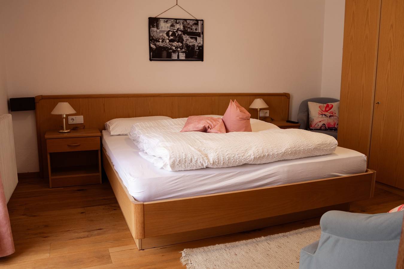 Zimmer „Rosé“ mit Bergblick, Gemeinschaftspool und Wlan in Naturns, Texelgruppe