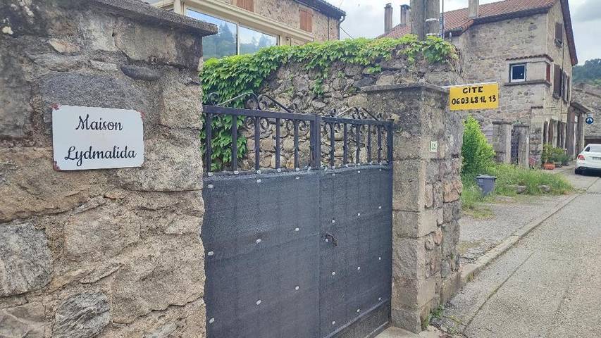 Location de vacances pour 4 personnes, avec vue et jardin à Les Ollières-sur-Eyrieux - 4