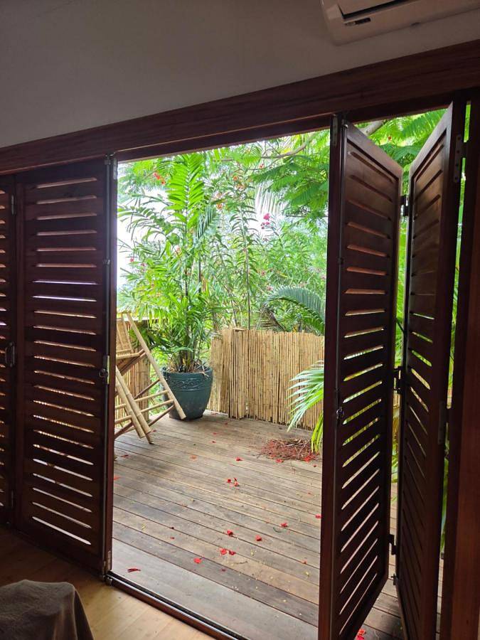 Chambre d’hôte pour 2 personnes, avec vue ainsi que jardin et terrasse à Saint-Leu - 4