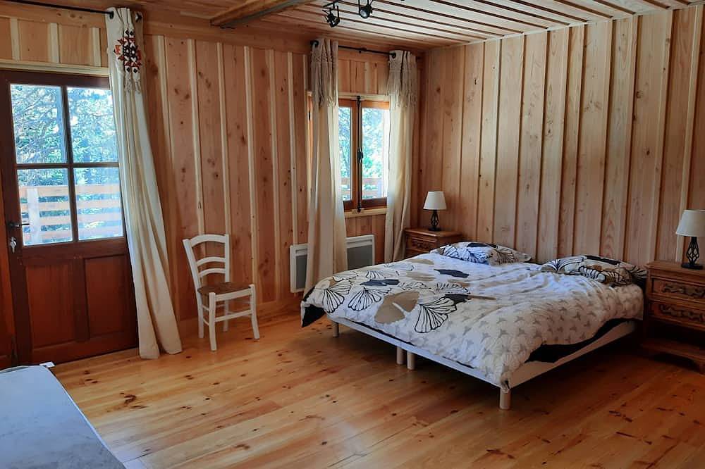Chalet du grand Cėdre - 5 rooms 8 pers. in Bédoin, Parc naturel régional du Mont-Ventoux