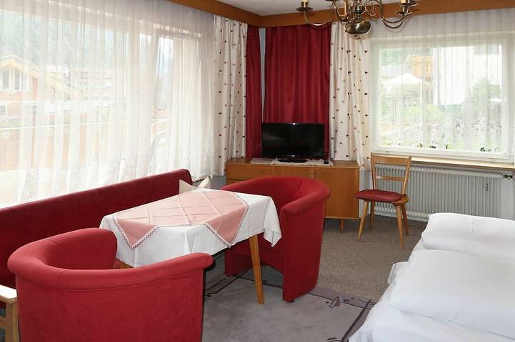 Ferienhaus für 15 Personen, mit Garten in Pfunds - 4