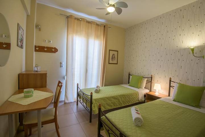 Tranquil Villa in the seaside village of Sfakaki in Rethymno en omgeving