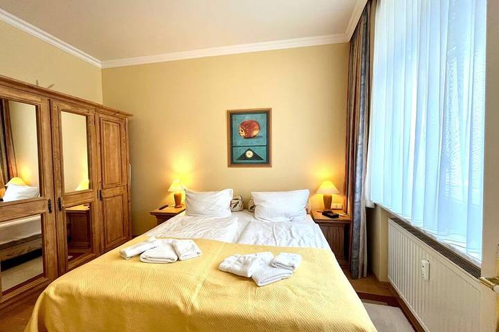 Villa für 4 Personen, mit Terrasse und Sauna in Binz - 2