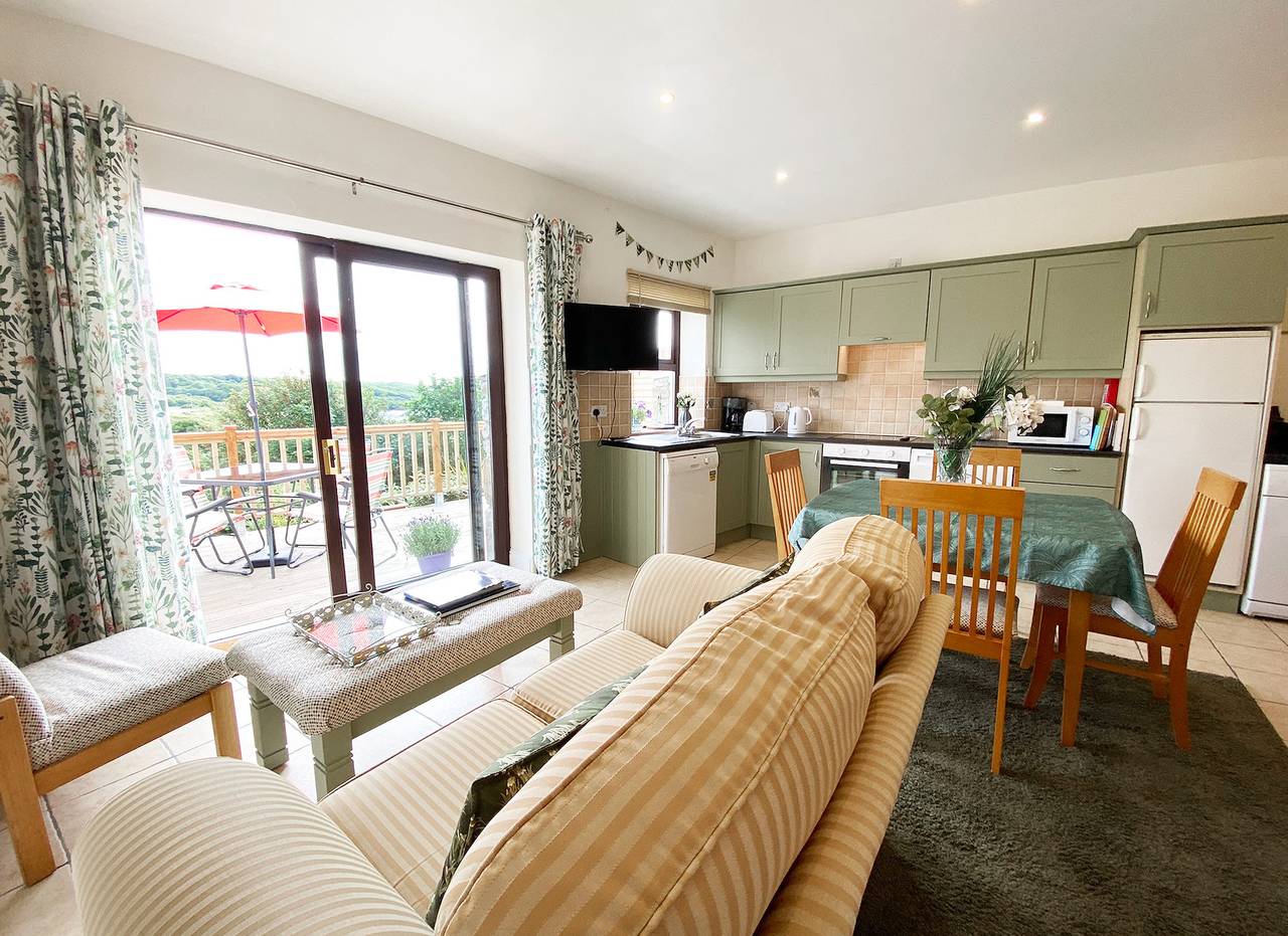 Entire apartment, Chic Studio Clifden in Clifden, Connemara