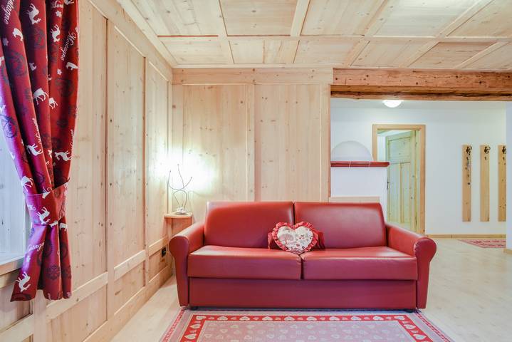 Apartamento entero, Apartamento vacacional "Cesa San Florian Apartamento 1" con vistas a la montaña y Wi-Fi in Canazei, Dolomiti Superski