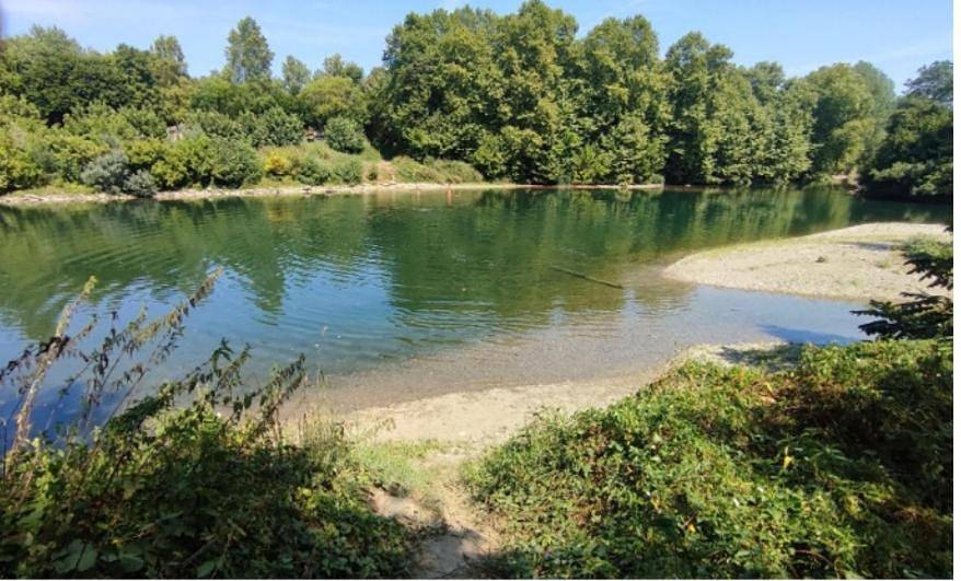Bord rivière in Sorde-l'Abbaye, Région de Dax