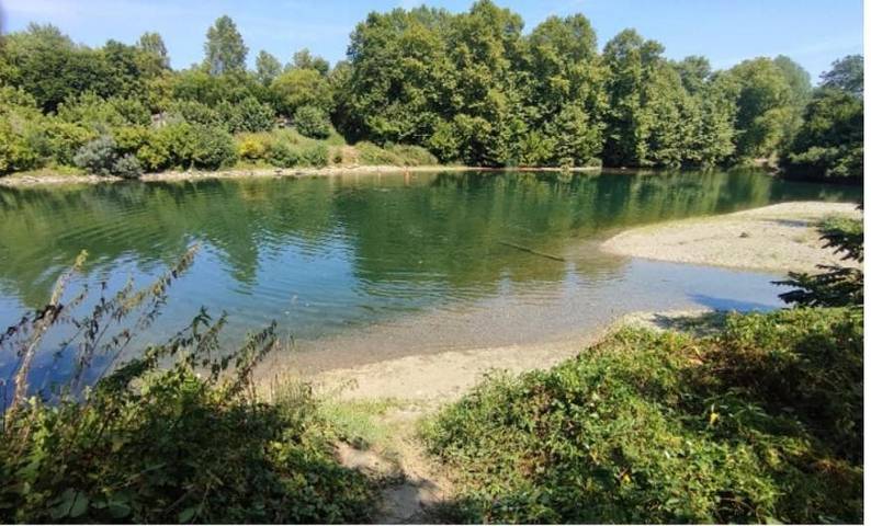 Location de vacances pour 6 personnes, avec Balcon ainsi que Terrasse et Vue à Sorde-l'Abbaye