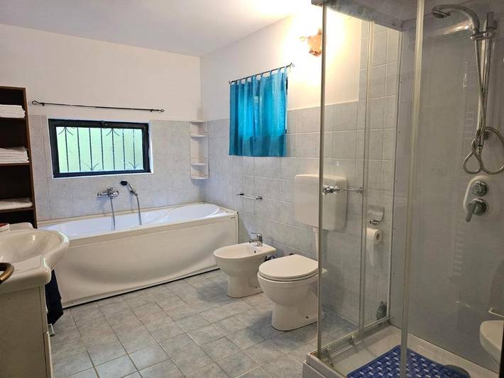 Location de vacances pour 4 personnes, avec jardin ainsi que jacuzzi et sauna à L'Aquila - 4