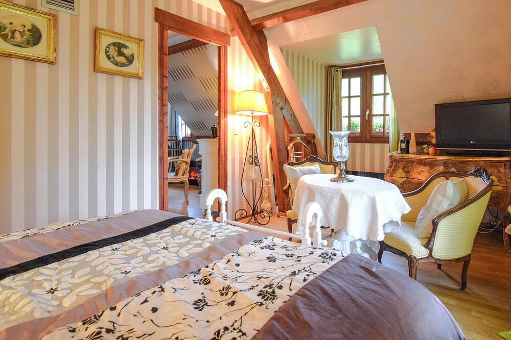 3 bedroom gorgeous home in Deauville in Deauville, Lisieux region