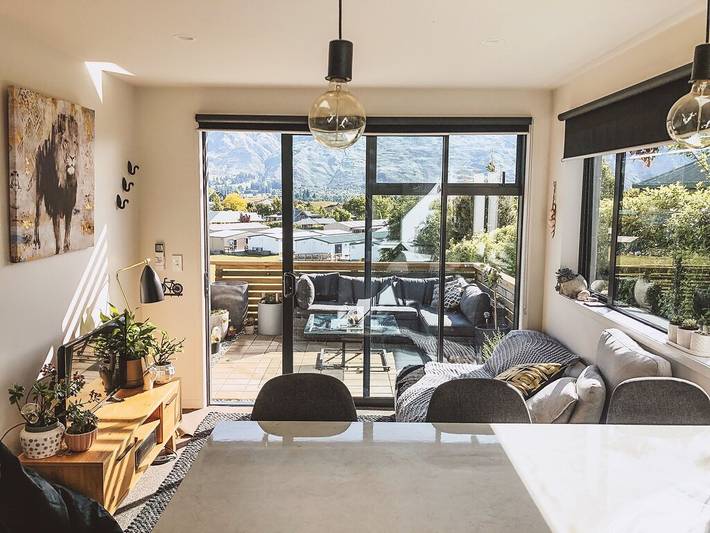 Holiday apartment for 4 people, with garden and balcony, with pets in Wanaka