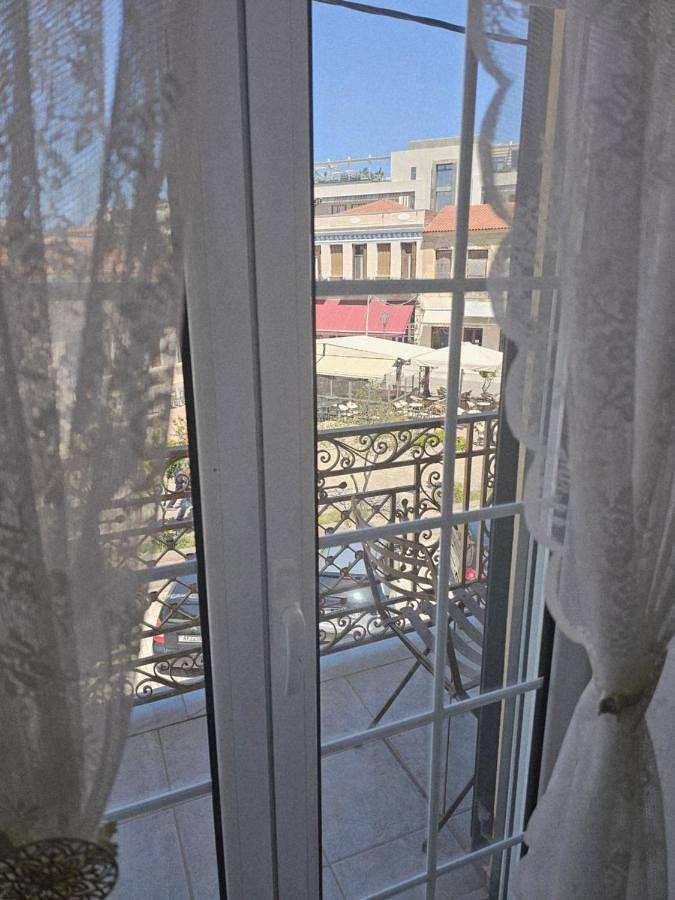 Gîte pour 2 personnes, avec balcon et vue dans Gytheion