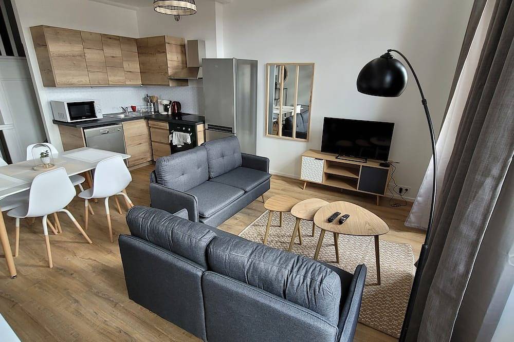 Entire apartment, T4 : Appart' 3 chambres 3 sdb centre-ville St Etienne in Saint-Étienne, Loire