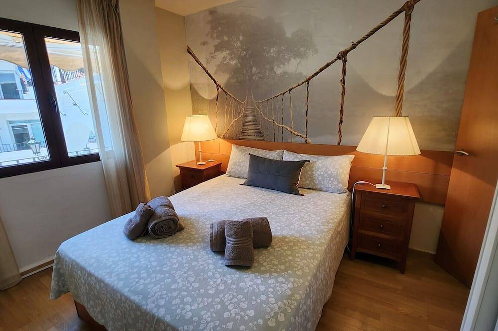Appartamento intero, R1357 Balcon de Europa 2º C2 in Nerja Centre, Nerja