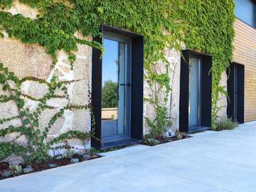 Gîte pour 4 personnes, avec piscine ainsi que vue et jardin dans Fornos de Algodres