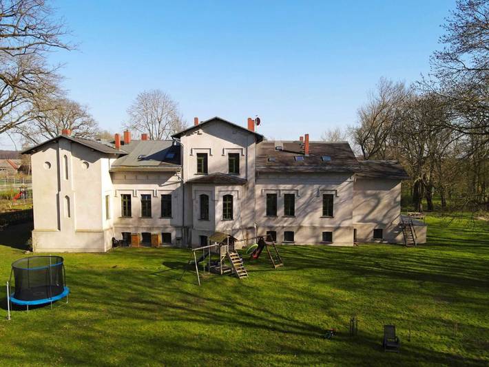 Ganze Ferienwohnung, Gutshaus Bartelshagen - Ferienwohnung 2 „Ticki“ in Dalkendorf, Mecklenburgische Schweiz