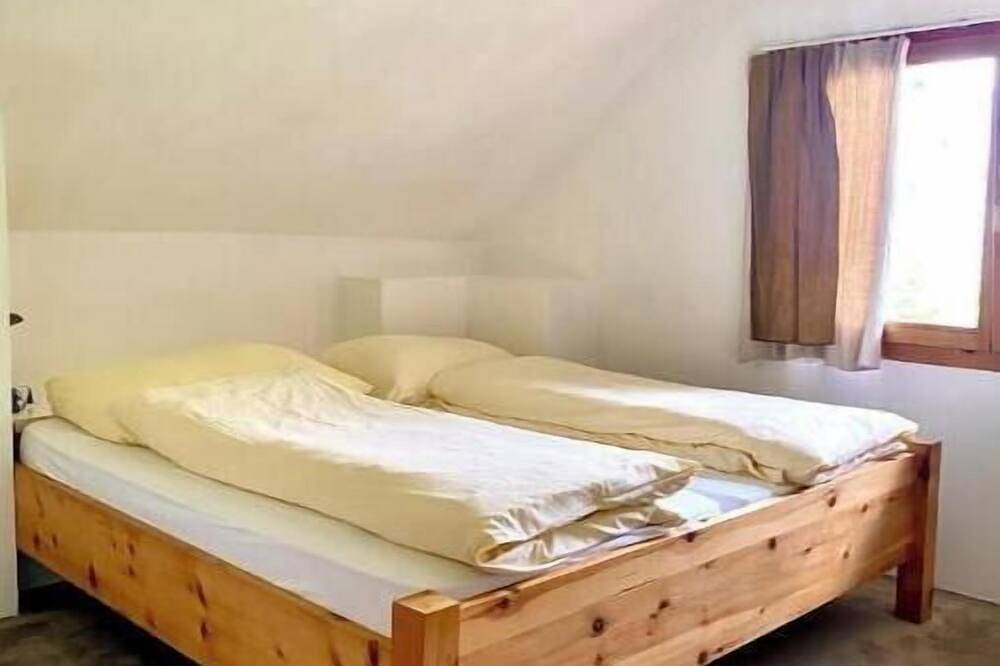 Ganze Wohnung, Cosy apartment in Ilanz in Ilanz, Alpenarena