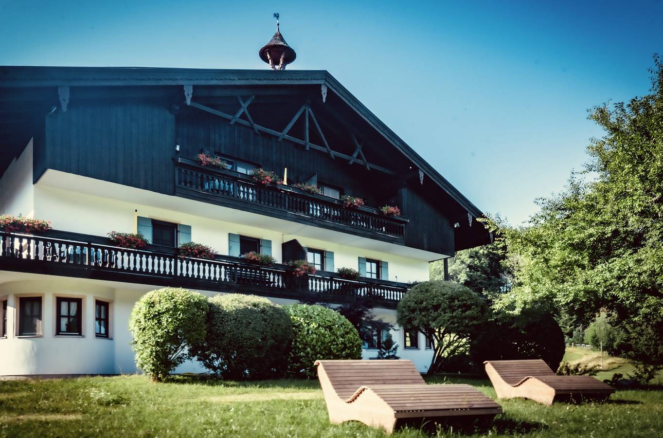 Ganze Ferienwohnung, Gschwendtnerhof App23 Christ - Ferienwohnung 51 qm, separates Schlafzimmer, Südbalkon, App. 23 in Hintergschwendt, Aschau im Chiemgau