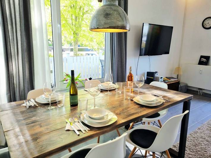 Ferienwohnung für 6 Personen, mit Terrasse und Seeblick