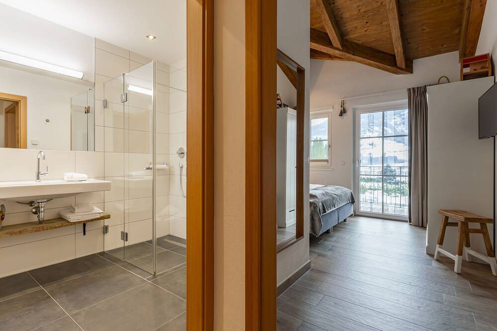 Ganze Wohnung, Stilvolles Penthouse mit atemberaubender Aussicht in Piesendorf, Pinzgau