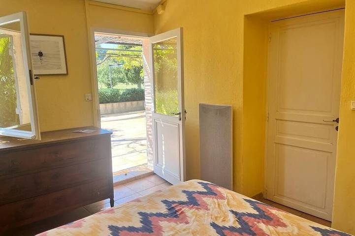Villa in the countryside in a wooded property in Hyeres, Costa mediterranea (Francia)