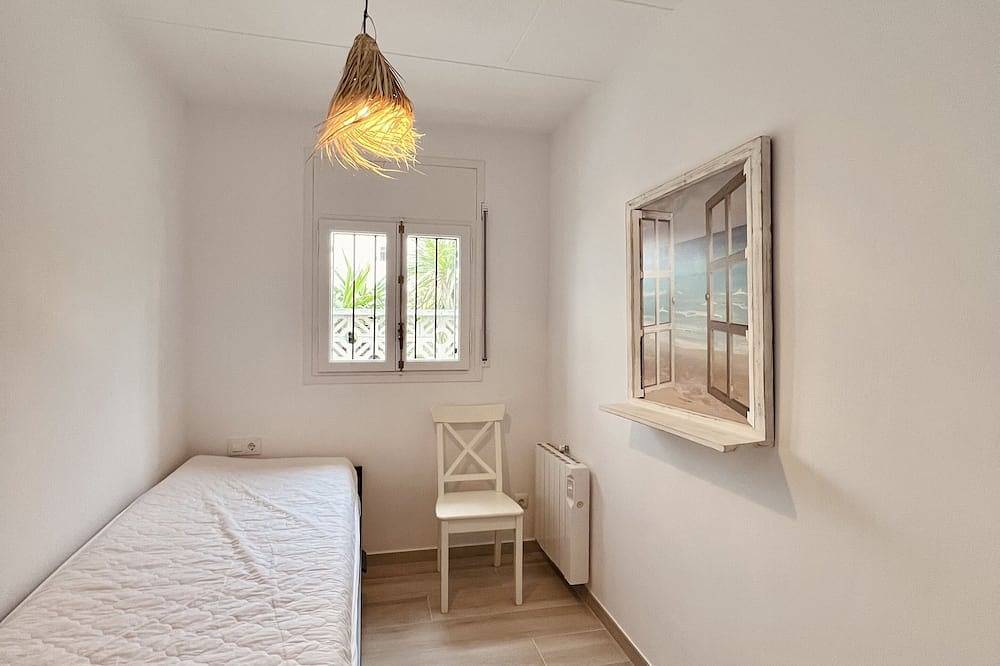 Nice Catalan villa with pool in Empuriabrava, Upper Empordà