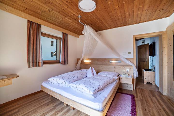 Ferienwohnung für 4 Personen, mit Sauna und Kinderpool sowie Garten - 1