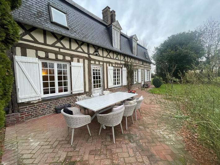 Location de vacances pour 8 personnes, avec jardin et terrasse dans Saint Vincent Du Boulay