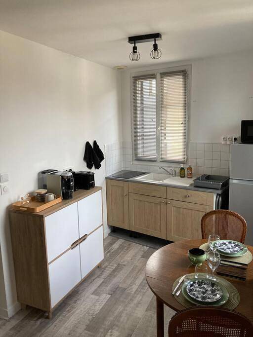 Gîte pour 2 personnes, avec Jardin à Bernay - 4