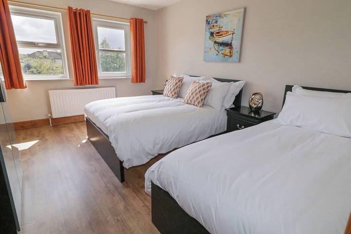 Gîte pour 8 personnes, avec jardin, animaux acceptés dans Culdaff - 2